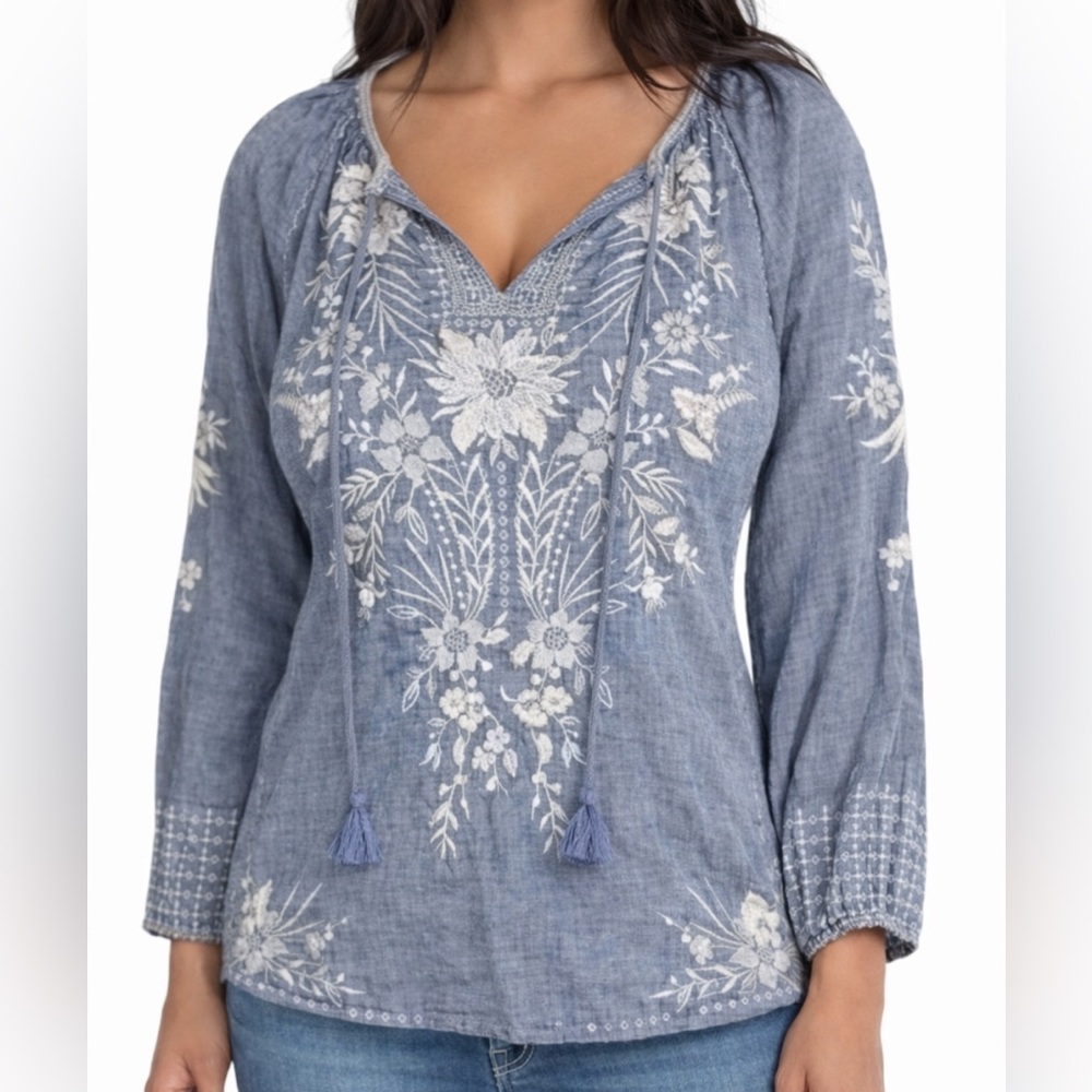 Johnny Was  heavily embroidered Oleander Marrakesh Blouse Chambray NWT oversized